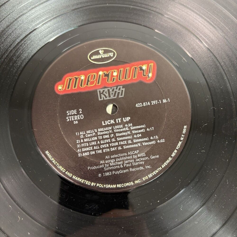 Vintage~KISS~Lick It UP~Vinyl Record~1983 Mercury Records~432-814-297-1 - Picture 4 of 5